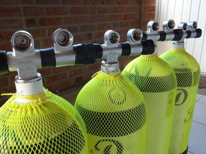 compressed air piping installation